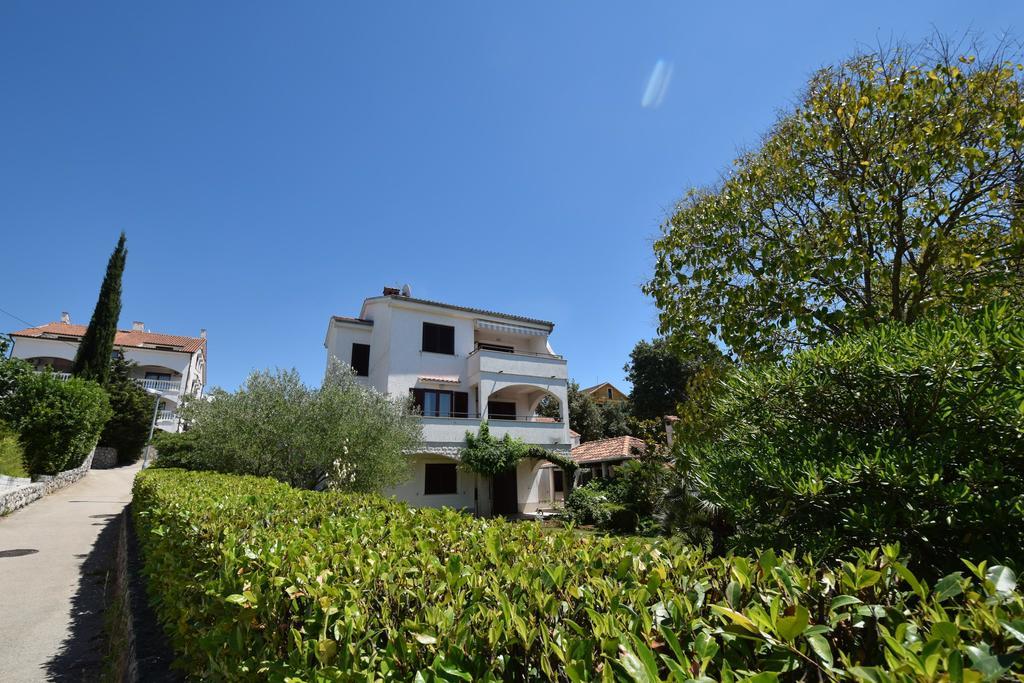 Apartments Drago Malinska Exterior photo